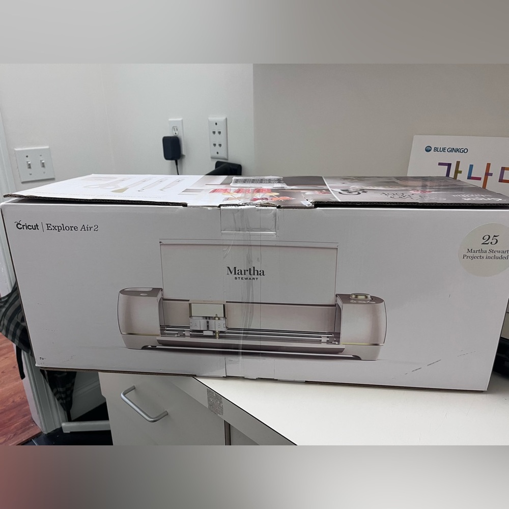 Martha Stewart edition Cricut Explore Air 2
